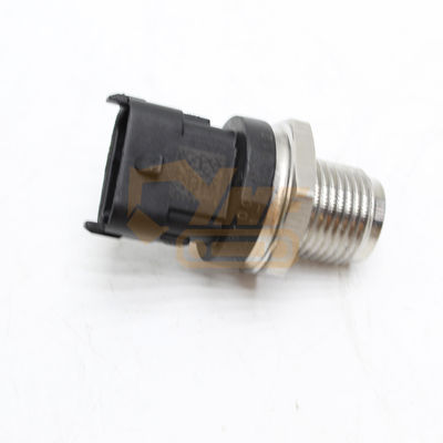 Bộ phận máy xúc PC210-8 PC200-8 PC240-8 6D114 4D107 6D107 6D114 Cảm biến áp suất nhiên liệu 6754-72-1210