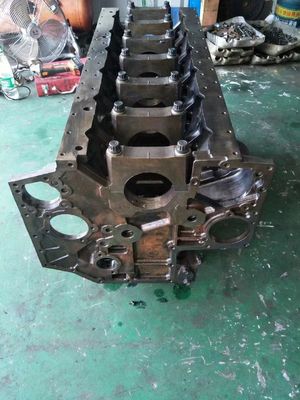 Bộ phận phụ tùng máy khoan Bộ phận động cơ cho Komatsu SAA6D140E-5 BLOCK NGƯỜI ĐIẾN ĐIẾN